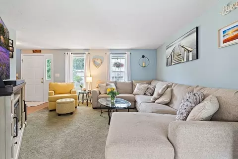 16 Heritage Path, Millis, MA 02054 photo 7