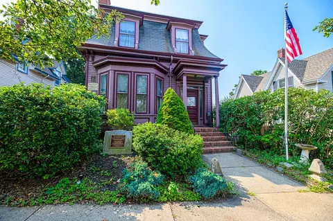 285 Western Ave, Lynn, MA 01904