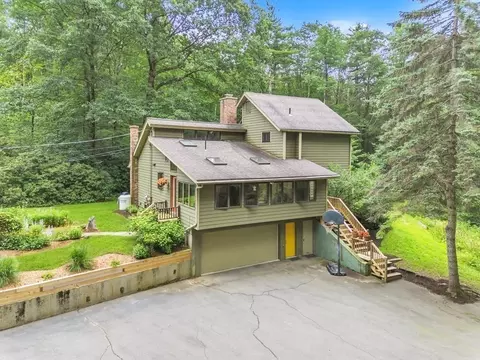 109 Petticoat Hill Rd, Williamsburg, MA 01096