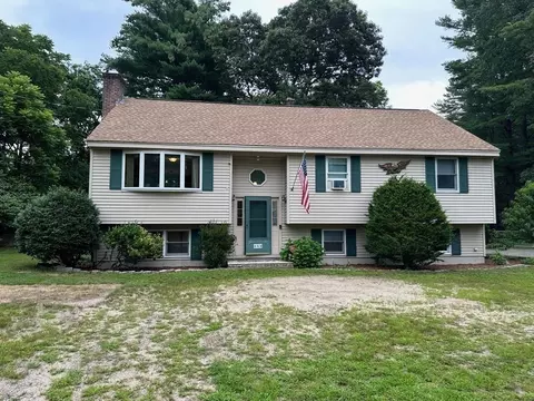 152 Lake St, Wilmington, MA 01887