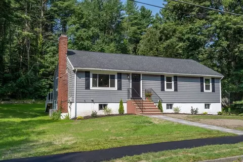 3 Lloyd Rd, North Reading, MA 01864