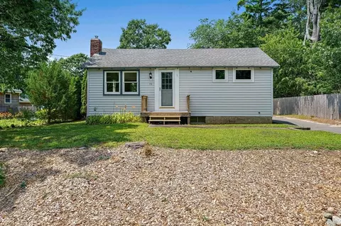 58 Cypress St, Plymouth, MA 02360
