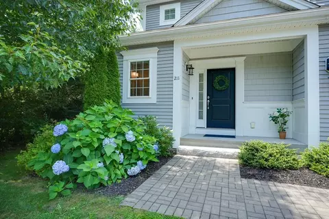 211 Old Mill Rd #211, Shrewsbury, MA 01545