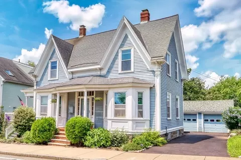 132 Lothrop St, Beverly, MA 01915