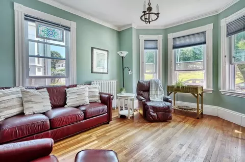 132 Lothrop St, Beverly, MA 01915 photo 5