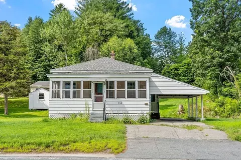 793 Providence Rd, Whitinsville, MA 01588