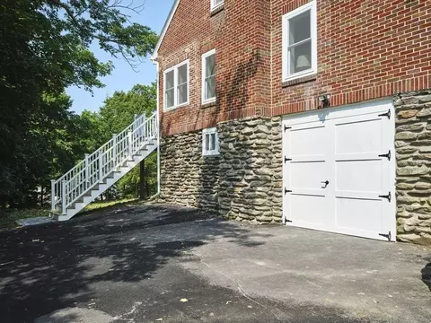 273 Mower St, Worcester, MA 01602 photo 3