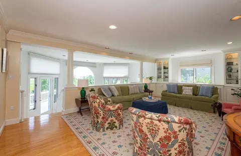 47 Orchard St, Marblehead, MA 01945 photo 19