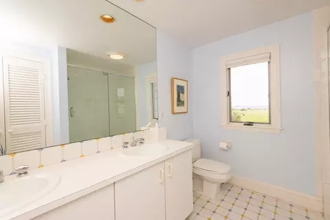 47 Orchard St, Marblehead, MA 01945 photo 38