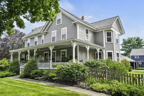 779 School St, Webster, MA 01570 photo 1