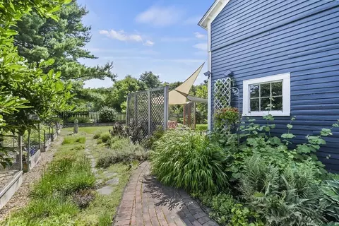 779 School St, Webster, MA 01570 photo 31