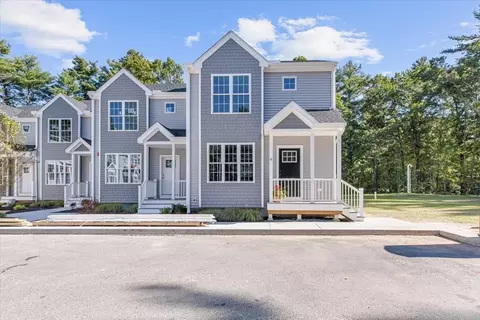 30 Old Washington St #3, Pembroke, MA 02359