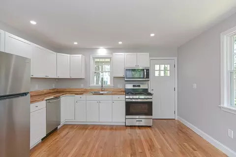 13 Macarthur Rd, Natick, MA 01760 photo 11