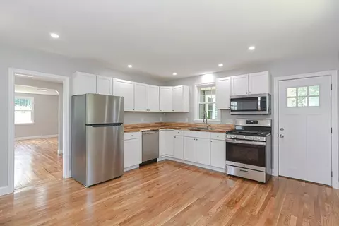 13 Macarthur Rd, Natick, MA 01760 photo 12