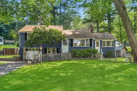 18 Princess Ave, Chelmsford, MA 01863