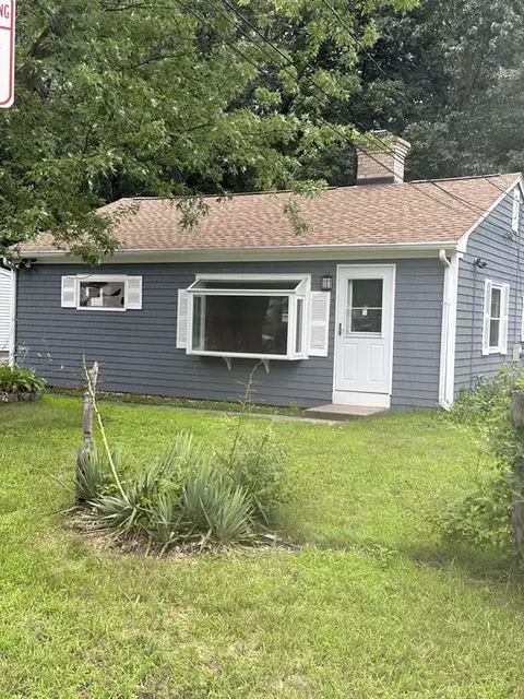 133 Brandon Ave, Springfield, MA 01119 photo 2