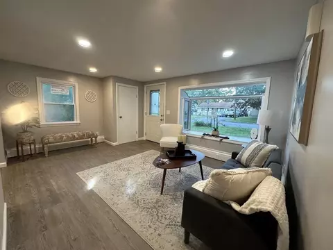 133 Brandon Ave, Springfield, MA 01119 photo 5
