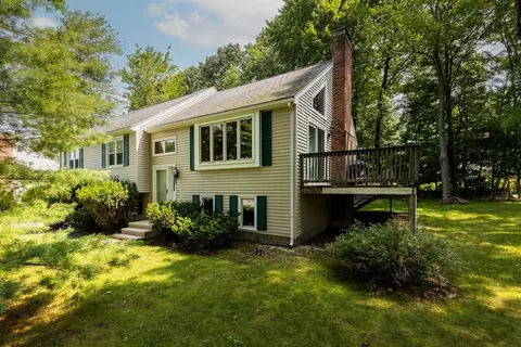 6 Wachusett Dr, Sutton, MA 01590