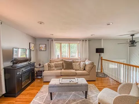 9 Nicholas Rd, Raynham, MA 02767 photo 15