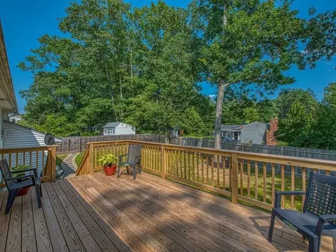9 Nicholas Rd, Raynham, MA 02767 photo 7