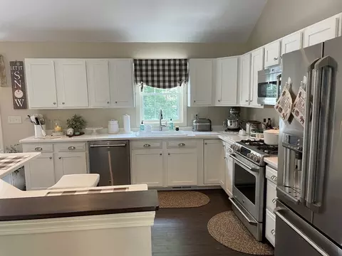 30 Wasilla Dr, Worcester, MA 01604