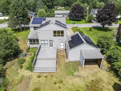 65 Charme Rd, Billerica, MA 01821