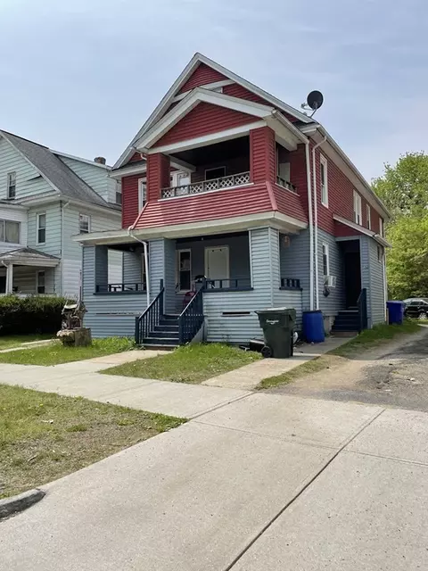 180-182 Oak Grove Ave, Springfield, MA 01109