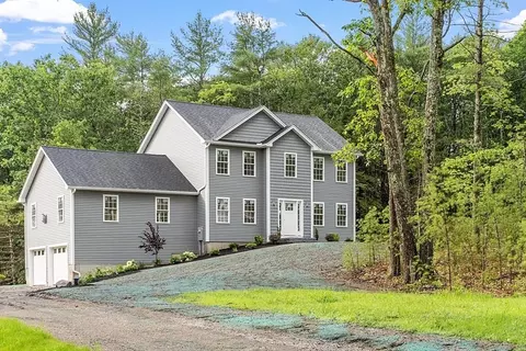 342 Hubbardston Rd, Princeton, MA 01541