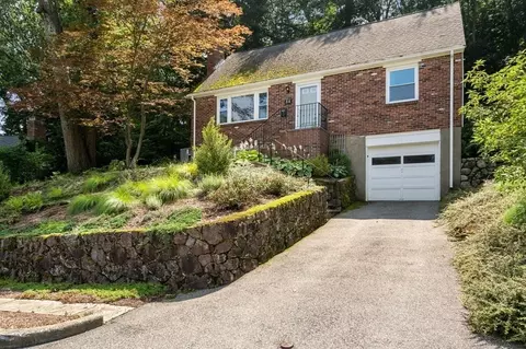 84 Shirley Rd, Waltham, MA 02452