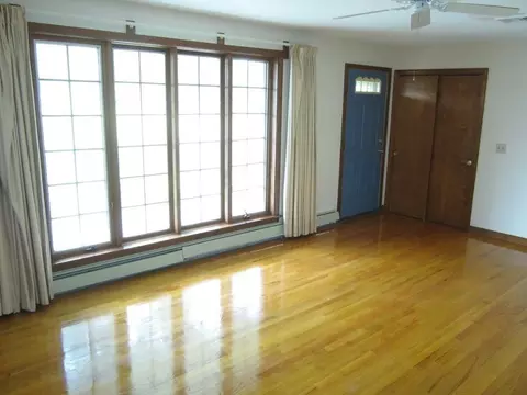 380 Main St, Easthampton, MA 01027 photo 10
