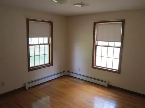 380 Main St, Easthampton, MA 01027 photo 20