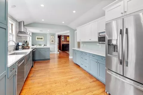 169 Hersey St, Hingham, MA 02043 photo 3