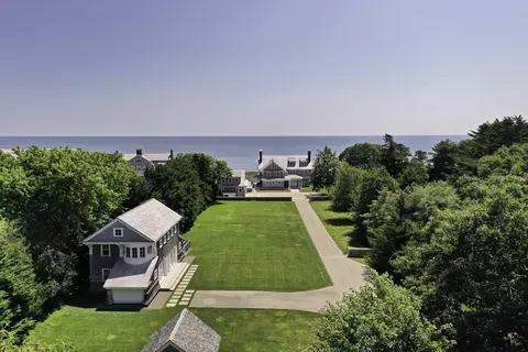 959 Sea View Ave, Barnstable, MA 02655