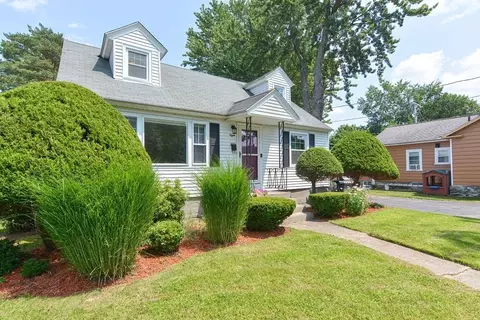8 Eunice Ave, Worcester, MA 01606 photo 2