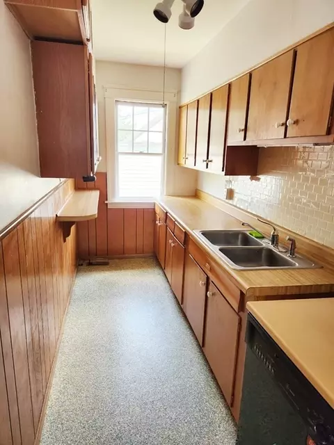16 Clason Rd, Worcester, MA 01606 photo 9
