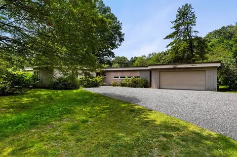 91 Weston Rd, Lincoln, MA 01773