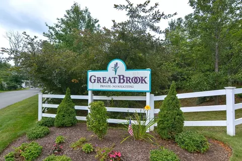 62 Godfrey Dr #62, Norton, MA 02766