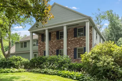 3 Jester Rd, Westford, MA 01886