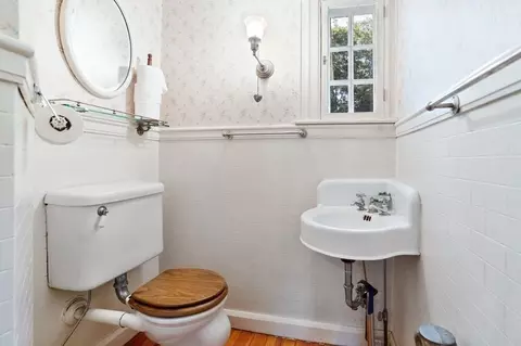 100 Church St, Ware, MA 01082 photo 12