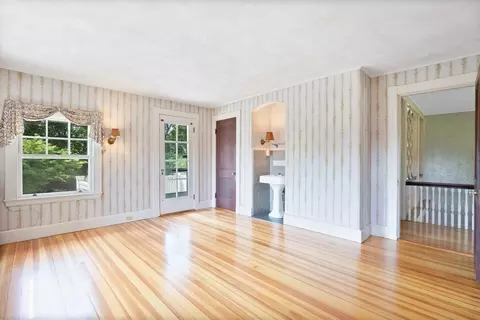 100 Church St, Ware, MA 01082 photo 23