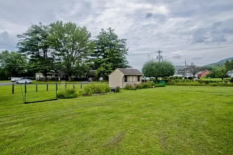 165 Ferry St, Easthampton, MA 01027 photo 9