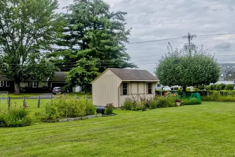 165 Ferry St, Easthampton, MA 01027 photo 8