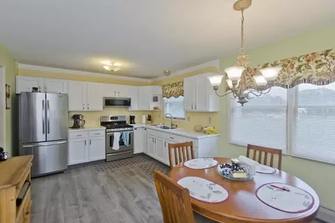 165 Ferry St, Easthampton, MA 01027 photo 12