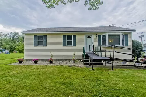 165 Ferry St, Easthampton, MA 01027