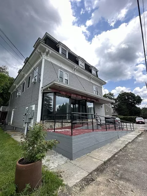 311-313 Providence Rd, Grafton, MA 01560