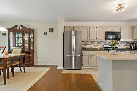 29 Florence St, Fall River, MA 02720 photo 10