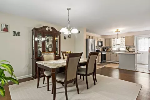 29 Florence St, Fall River, MA 02720 photo 4