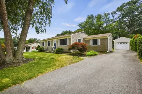930 Tobey St, New Bedford, MA 02745