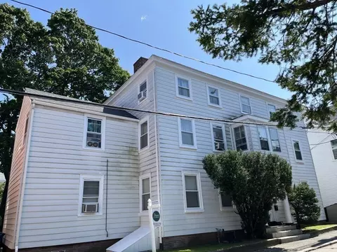 2 Pickman St, Salem, MA 01970