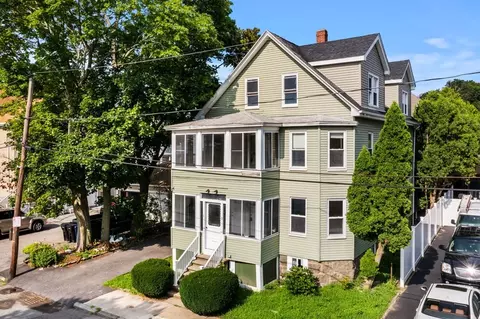 1 Lussier St # -3, Salem, MA 01970